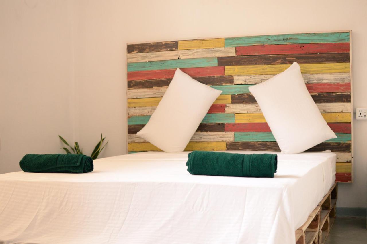 Groove House Hostels โคลอมโบ ภายนอก รูปภาพ