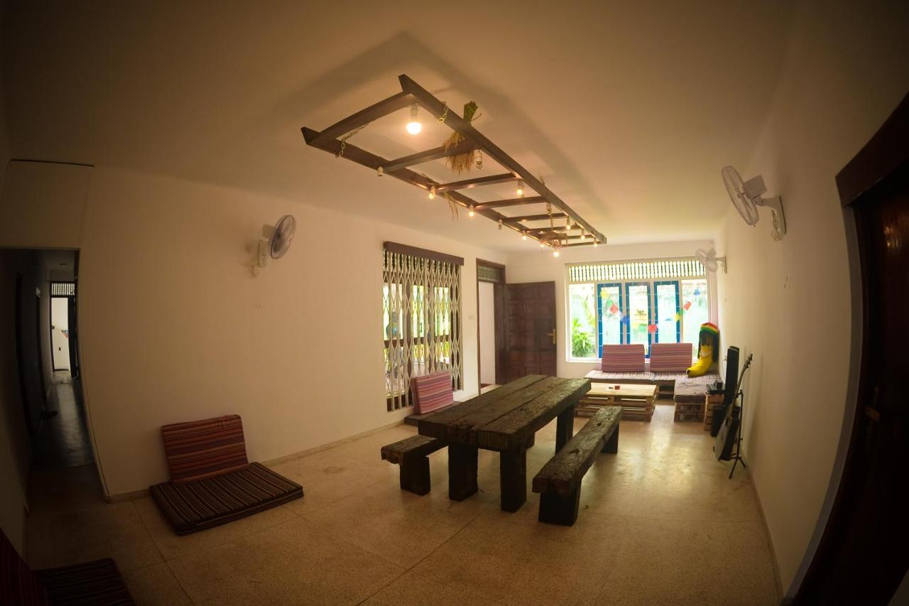 Groove House Hostels โคลอมโบ ภายนอก รูปภาพ