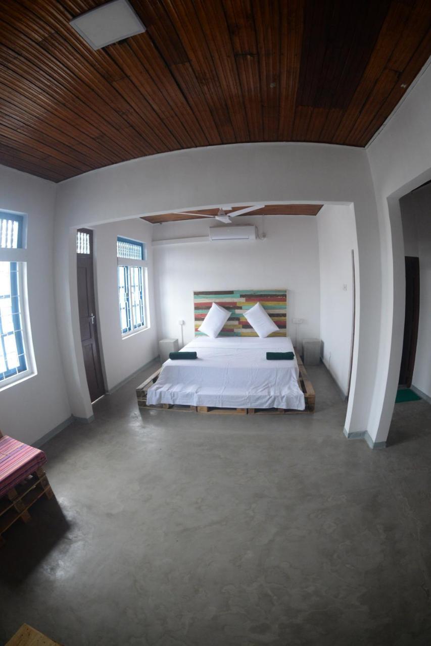 Groove House Hostels โคลอมโบ ภายนอก รูปภาพ