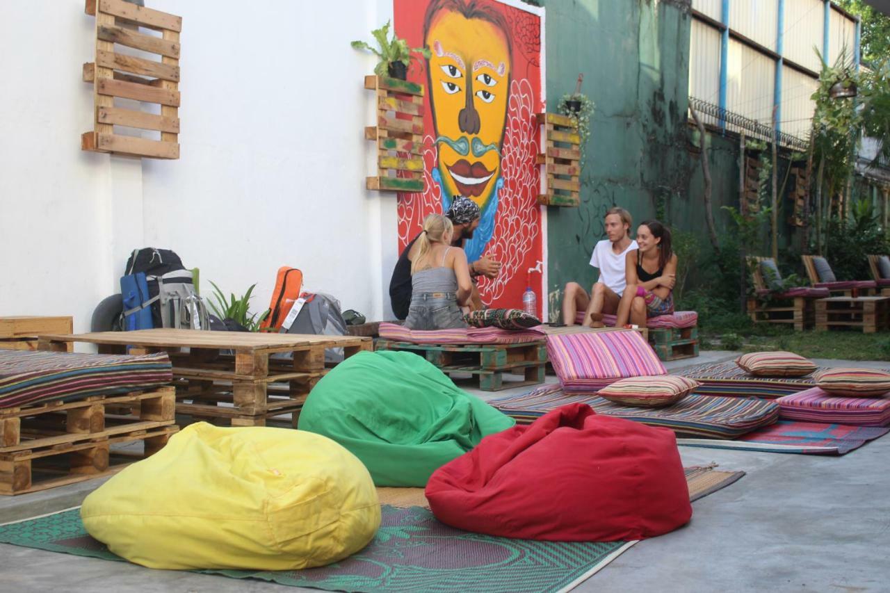 Groove House Hostels โคลอมโบ ภายนอก รูปภาพ