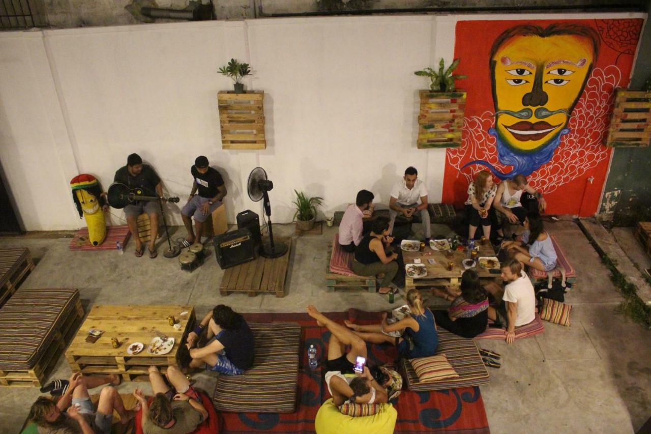 Groove House Hostels โคลอมโบ ภายนอก รูปภาพ