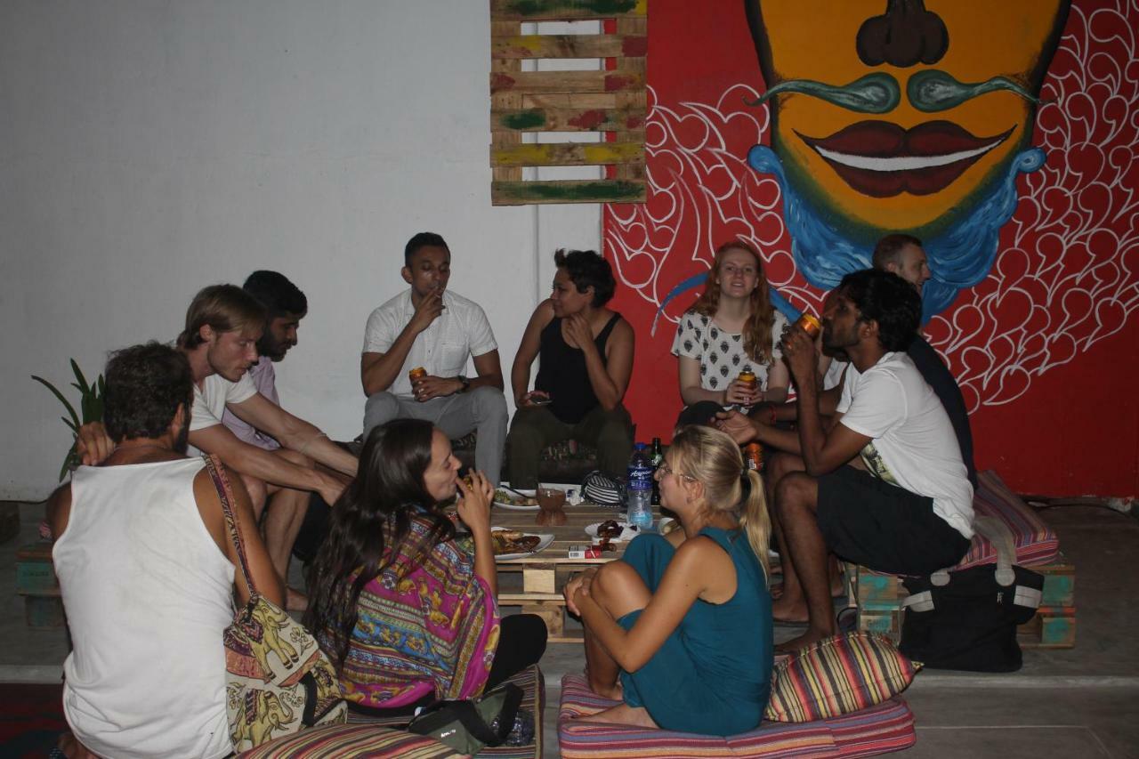 Groove House Hostels โคลอมโบ ภายนอก รูปภาพ