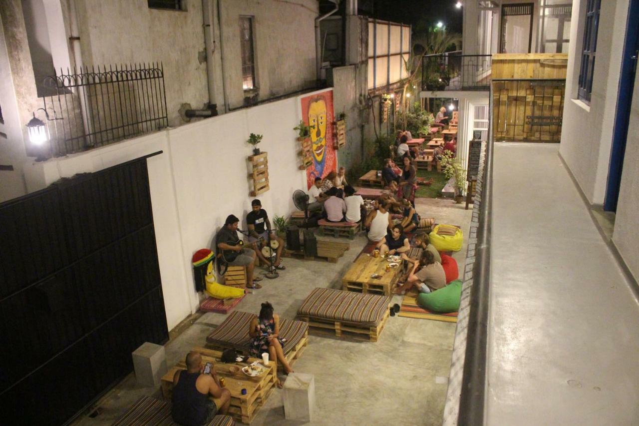 Groove House Hostels โคลอมโบ ภายนอก รูปภาพ